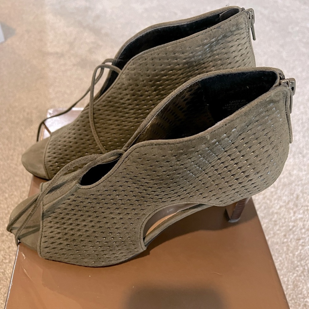 Audrey Brooks Peep Toe Leather Upper Heels